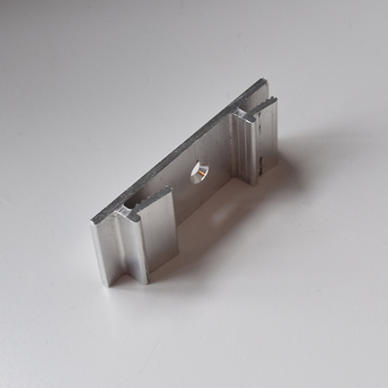 5405 - Aluminium plint - Aluminium onbewerkt - 15 x 70 mm (3)