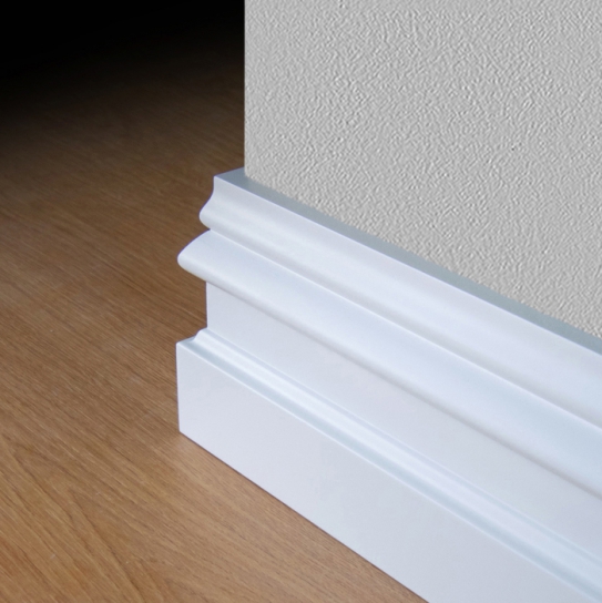 0136 - Victoriaanse plint - MDF v313  - 22 x 140 mm (1)