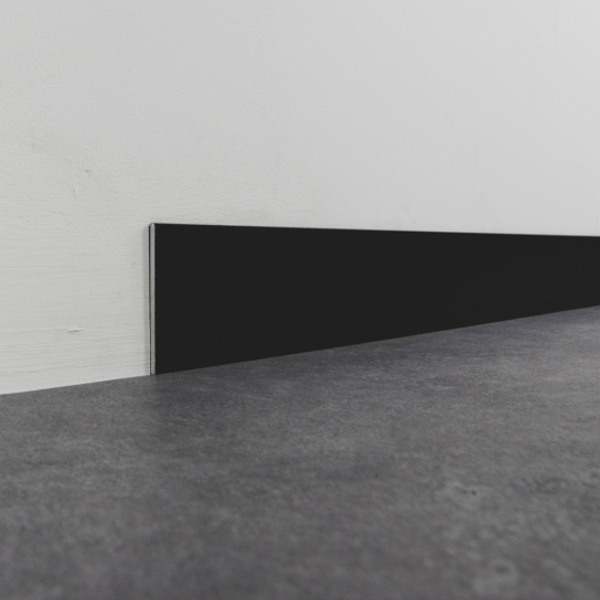 5423 - Aluminium strip zwart (RAL9011) - Aluminium bewerkt - 2,5 x 100 mm